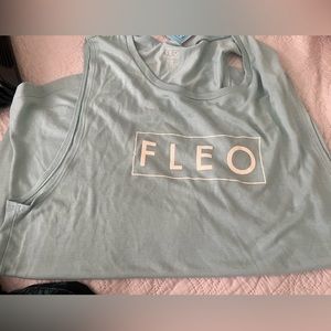 Fleo mint tank NWT size Large
